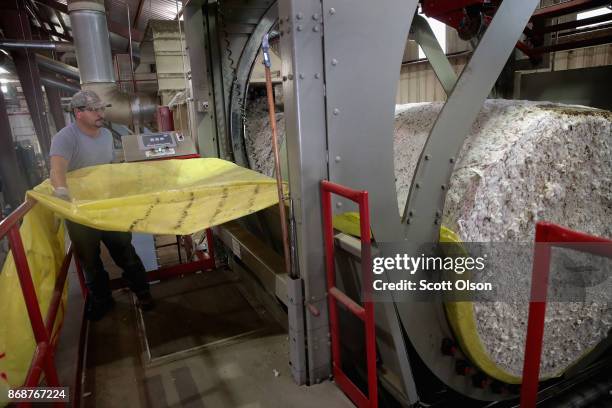 Cotton Module Photos and Premium High Res Pictures - Getty Images