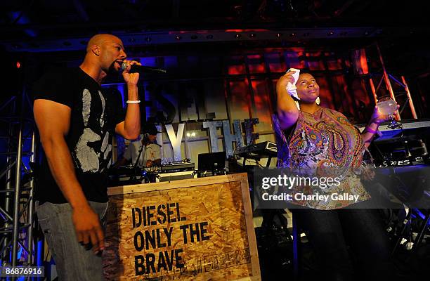 Diesel Rapper Chicago 1,058 Diesel Fragrance Launch Stock Photos, High-Res Pictures, and ...