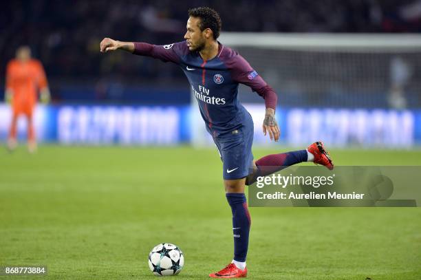 Neymar Jr of Paris-Germain runs with the ball during the UEFA Champions League group B match between Paris Saint-Germain and RSC Anderlecht at Parc...