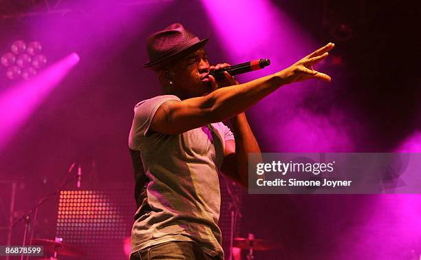 Ne Yo Performance Yo Yo Main Photos and Premium High Res Pictures - Getty Images
