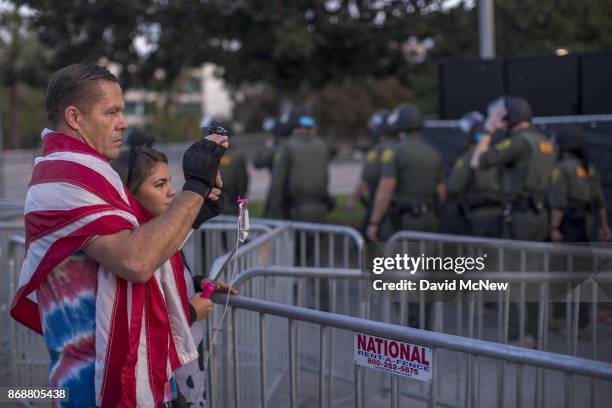 Sheriff Riot Breitbartcom Photos and Premium High Res Pictures - Getty Images