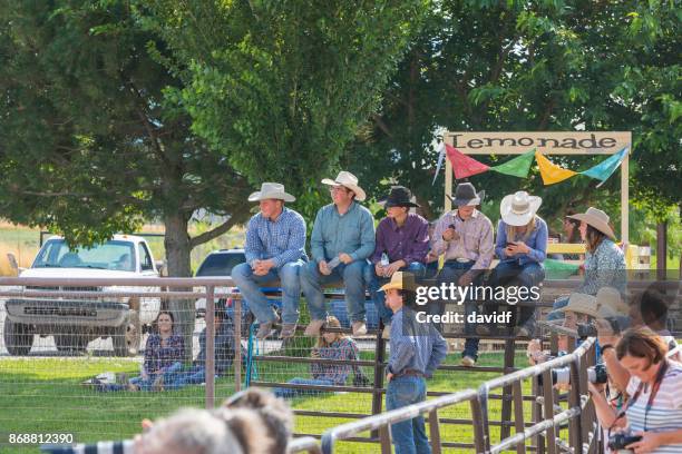 Rodeo Spectator Photos and Premium High Res Pictures - Getty Images