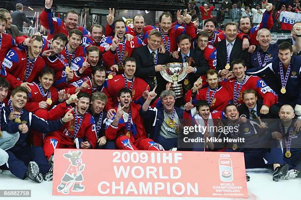 The Russia team celebrates victory in the IIHF World Championship Final between Canada and Russia at the PostFinance Arena on May 10, 2009 in Bern,...