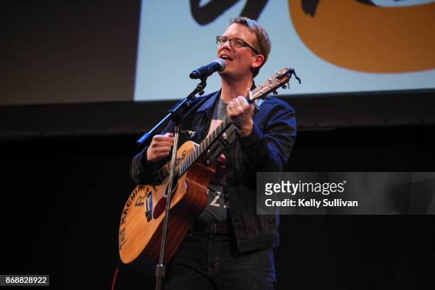 Youtuber and musician Hank Green performs onstage as part of the Turtles All the Way Down book tour at the Curran Theatre on October 31, 2017 in San...