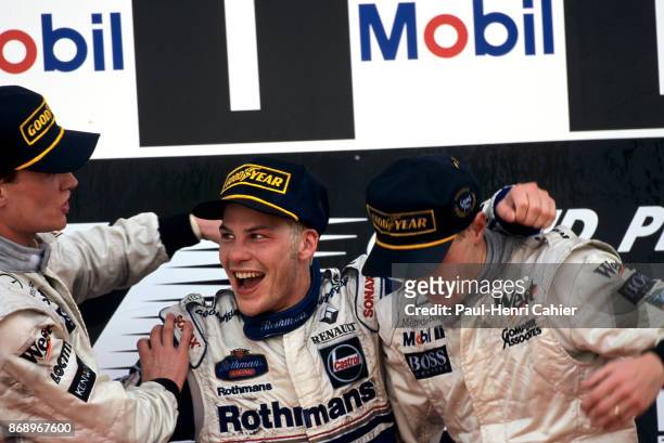 Jacques Villeneuve, David Coulthard, Mika Hakkinen, Grand Prix of Europe, Circuito de Jerez, 26 October 1997. Jacques Villeneuve on the winners...