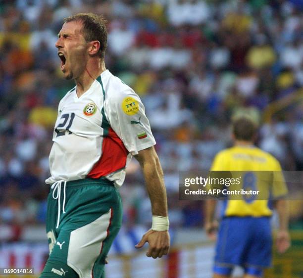 Bulgarian Striker Zoran Jankovic reacts,14 June 2004 during their opening match of the European Nations football championships at the Jose de...