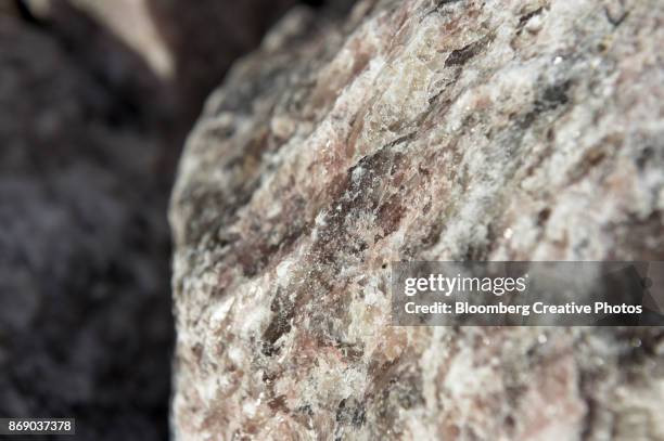 lithium ore - mineral stock pictures, royalty-free photos & images