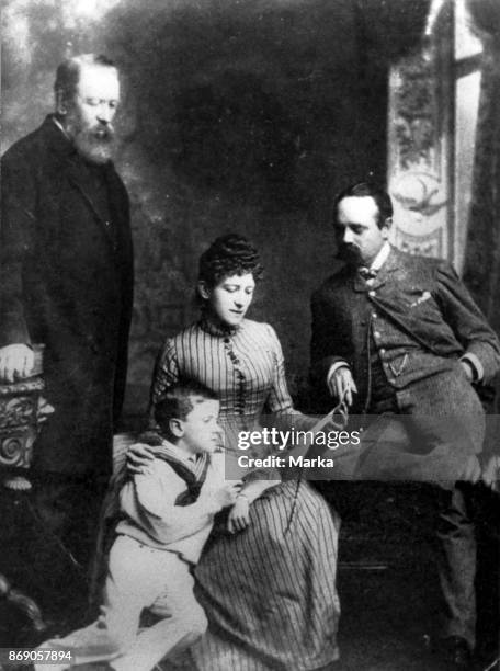 James Joyce With Mother. Father and Paternal Grandfather John Murray. 1888.