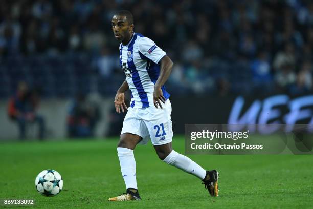 Ricardo Pereira of FC Porto in action during the UEFA Champions League group G match between FC Porto and RB Leipzig at Estadio do Dragao on November...