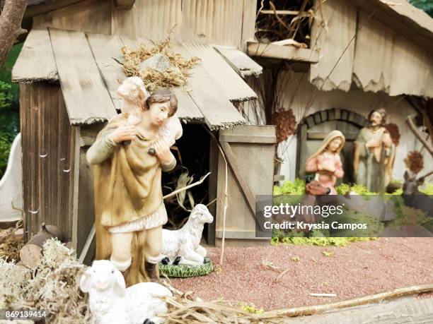 close up to a nativity scenes - christian campos stock pictures, royalty-free photos & images