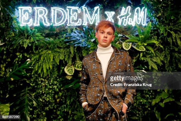 Erik Scholz wearing ERDEM X H&M attends the ERDEM x H&M Pre-Shopping Event on November 1, 2017 in Berlin, Germany.