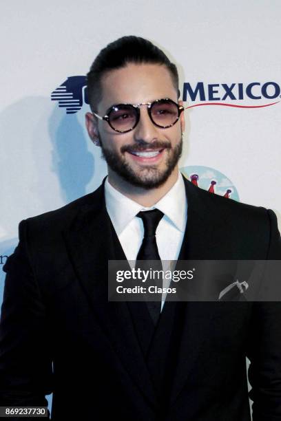 Maluma poses during the red carpet of The Global Gift Gala at St Regis Hotel on November 01, 2017 in Mexico City, Mexico.