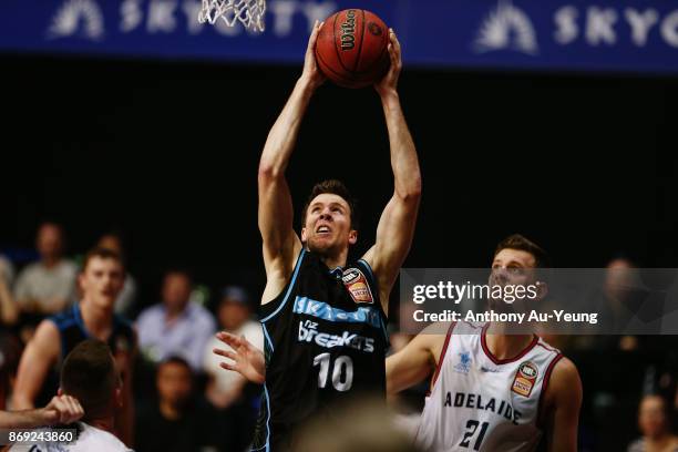 Tom Abercrombie of the Breakers goes up for a dunk during the round five NBL match between the New Zealand Breakers and the Adelaide 36ers at North...