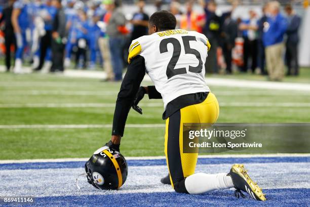 Pittsburgh Steelers corner back Artie Burns kneels during a timeout during game action between the Pittsburgh Steelers and the Detroit Lions on...