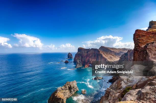 ponta de são lourenço • madeira coastline - ocean cliff stock pictures, royalty-free photos & images