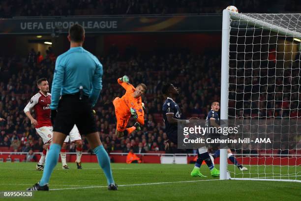 Goalkeeper Matt Macey of Arsenal watches as the ball hits the crossbar during the UEFA Europa League group H match between Arsenal FC and Crvena...