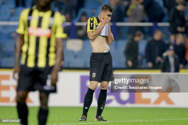 Matt Miazga of Vitesse during the UEFA Europa League match between Vitesse v Zulte Waregem at the GelreDome on November 2, 2017 in Arnhem Netherlands