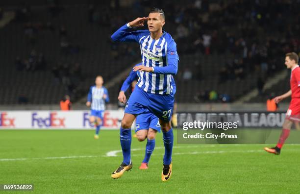 Davie Selke of Hertha BSC celebrates after scoring the 1:0 during the game between Hertha BSC and Zorya Luhansk on november 2, 2017 in Berlin,...