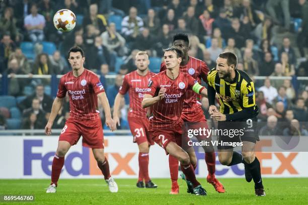 Davy de Fauw of Zulte Waregem, Tim Matavz of Vitesse during the UEFA Europa League group K match between Vitesse Arnhem and sv Zulte Waregem at...