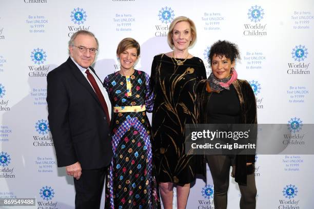 World of Children Co-Founder, Event Co-Chair Harry Leibowitz, Board of Governors' Award Honoree, President and CEO, Editor-in-Chief, Glamour Cindi...