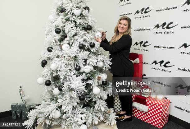 Singer Kelly Clarkson visits Music Choice on November 2, 2017 in New York City.