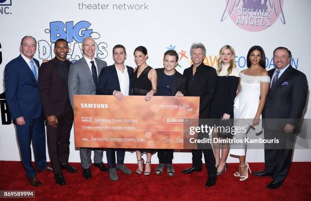 Tim Baxter, Victor Cruz, Mark Messier, Rob Thomas, Marisol Thomas, Hunter Hayes, Jon Bon Jovi, Nicky Hilton Rothschild, Camila Alves, and Joseph...