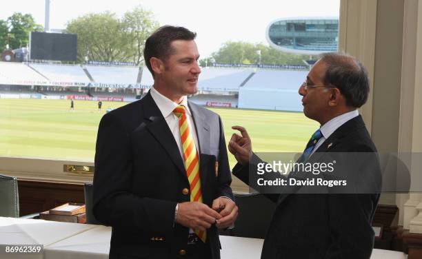 Simon Taufel, the ICC Elite Panel Umpire taks to Haroon Lorgat, the ICC Chief Executive during the ICC Committee meeting held at Lords on May 11,...