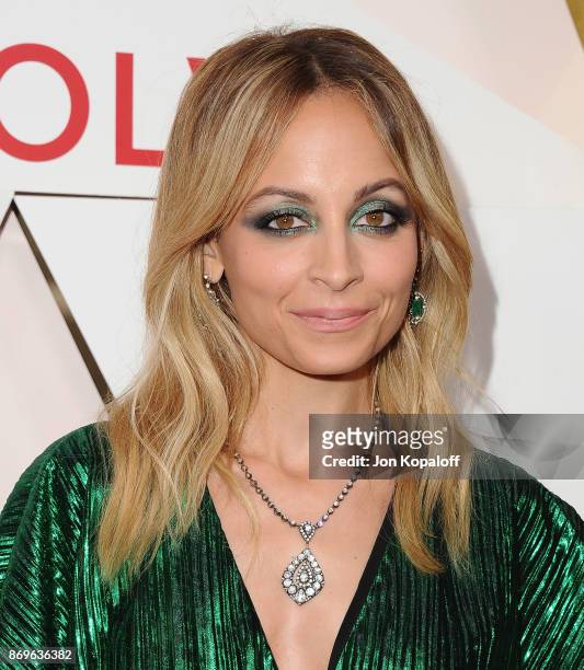 Nicole Richie arrives at #REVOLVEawards at DREAM Hollywood on November 2, 2017 in Hollywood, California.