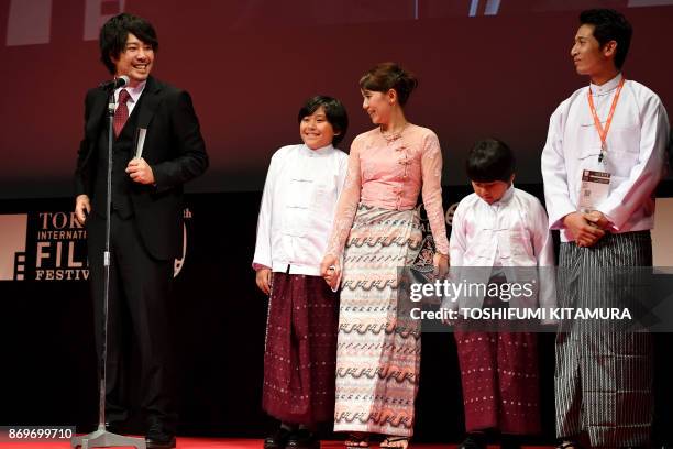 Issace 18 Kaung Myat Stock Photos, High-Res Pictures, and Images - Getty Images