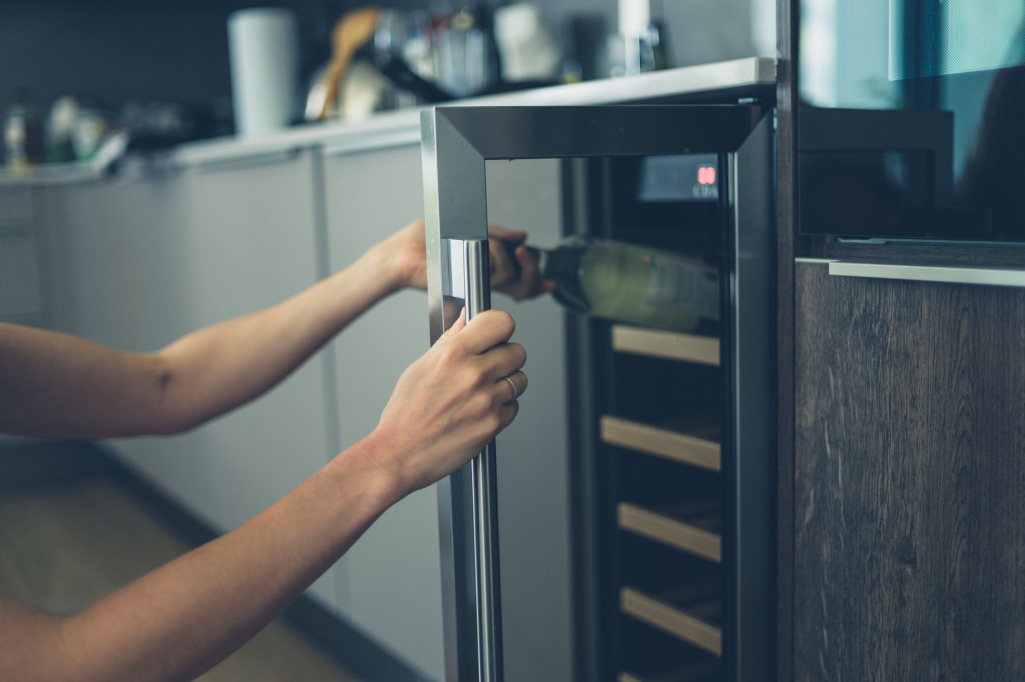 wine fridge temperature