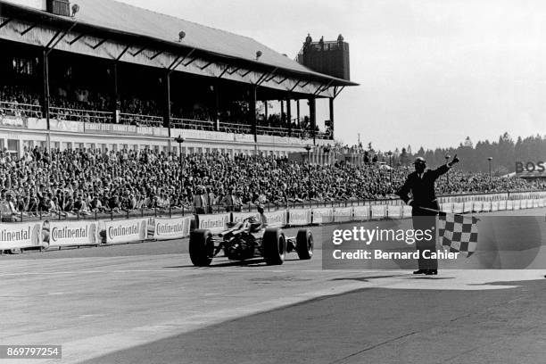 Repco Flags 48 Brabham Bt24 Stock Photos, High-Res Pictures, and Images - Getty Images