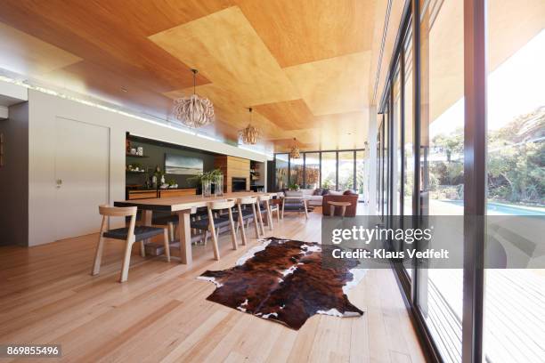 interior still life image of living room in designed villa - holzdecke stock-fotos und bilder