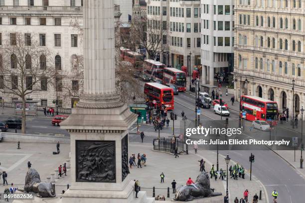 trafalgar square in london, england. - trafalgar square bildbanksfoton och bilder