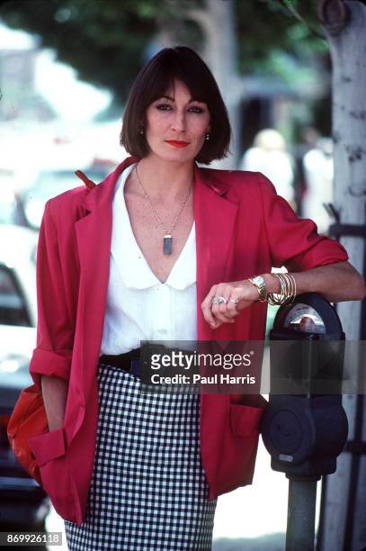 Angelica Houston, actress, and daughter of actor/director John Houston.On a Beverly Hills street. March 9, 1985 Los Angeles, Beverly Hills, California