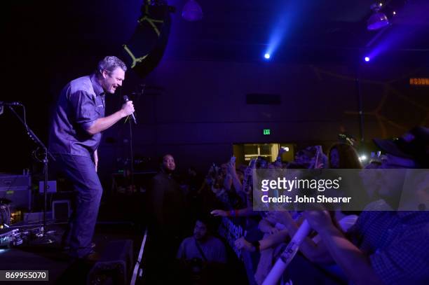 Singer-songwriter Blake Shelton performs onstage for Pandora Sounds Like You: Country on November 3, 2017 in Nashville, Tennessee.