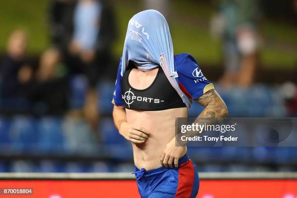 Roy O'Donovan of the Jets celebrates a goal during the round five A-League match between the Newcastle Jets and the Wellington Phoenix at McDonald...