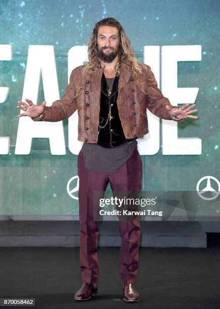 Jason Momoa attends the 'Justice League' photocall at The College on November 4, 2017 in London, England.