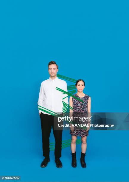 sewn up - miteinander verbunden stock-fotos und bilder