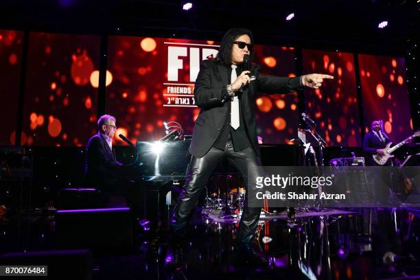 Seal performs at the FIDF Western Region Gala at The Beverly Hilton Hotel on November 2, 2017 in Beverly Hills, California.