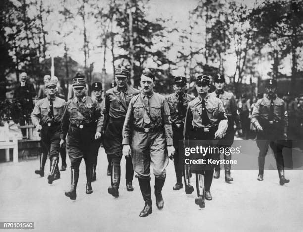 Adolf Hitler Rudolf Hess Photos And Premium High Res Pictures Getty Images Adolf Hitler Rudolf Hess Photos And Premium High Res Pictures Getty Images