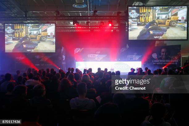 Overall view of stage during an electronic video game tournament at the 'Paris Games Week' on November 04, 2017 in Paris, France. E-sport for...