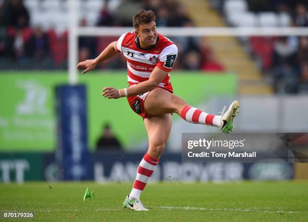 Lloyd Evans of Gloucester Rugby takes a penalty kick during the Anglo-Welsh Cup match at Welford Road on November 4, 2017 in Leicester, England.