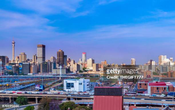 johannesburg afternoon cityscape highway traffic - nelson mandela bridge stock pictures, royalty-free photos & images