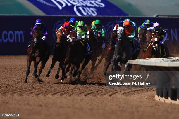 View of the field during the Breeders' Cup Filly & Mare Sprint on day two of the 2017 Breeders' Cup World Championship at Del Mar Race Track on...