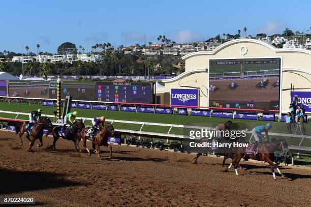 Roy H ridden by Kent Desormeaux wins the Twinspires Breeders' Cup Sprint on day two of the 2017 Breeders' Cup World Championship at Del Mar Race...