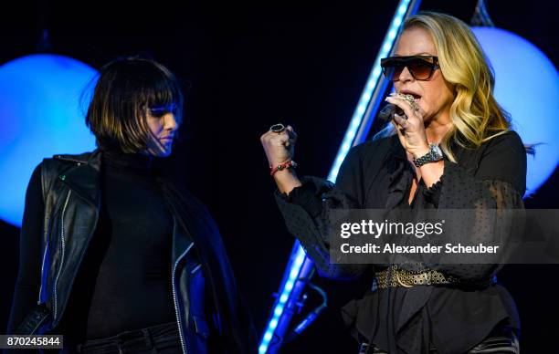 Anastacia performs during the German Sports Media Ball at Alte Oper on November 4, 2017 in Frankfurt am Main, Germany.