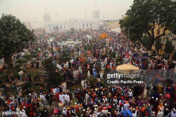 138 Gurdwara Nankana Sahib Photos and Premium High Res Pictures - Getty  Images