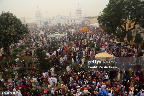138 Gurdwara Nankana Sahib Photos and Premium High Res Pictures - Getty Images 138 Gurdwara Nankana Sahib Photos and Premium High Res Pictures - Getty Images