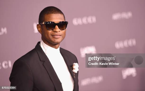 Singer Usher attends the 2017 LACMA Art + Film Gala Honoring Mark Bradford And George Lucas at LACMA on November 4, 2017 in Los Angeles, California.