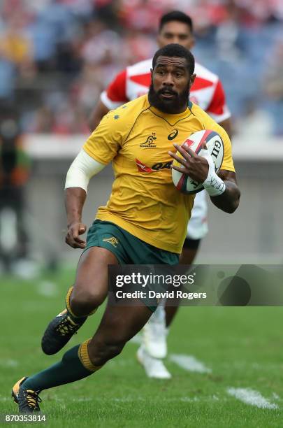 Marika Koroibete of Australia breaks with the ball during the rugby union international match between Japan and Australia Wallabies at Nissan Stadium...